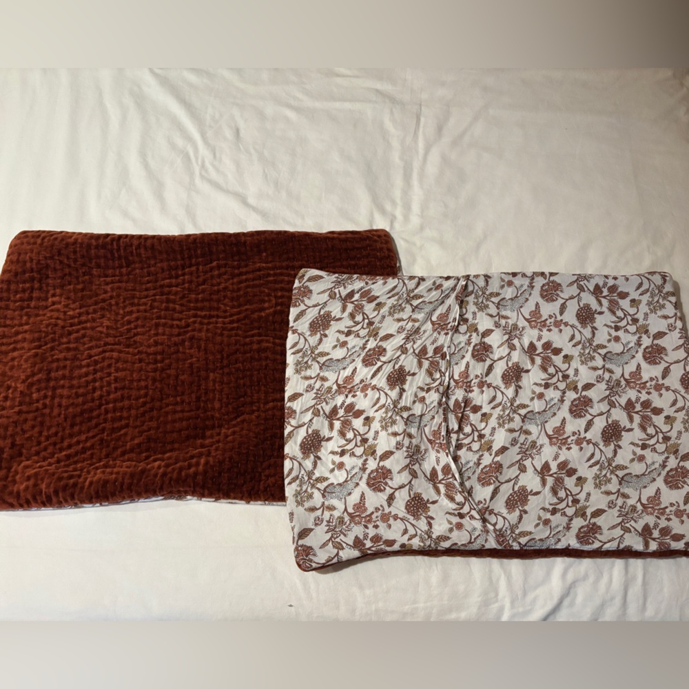 Artisan De Luxe REVERSIBLE Quilted Cotton Velvet Pillow Shams (STANDARD / RUST)